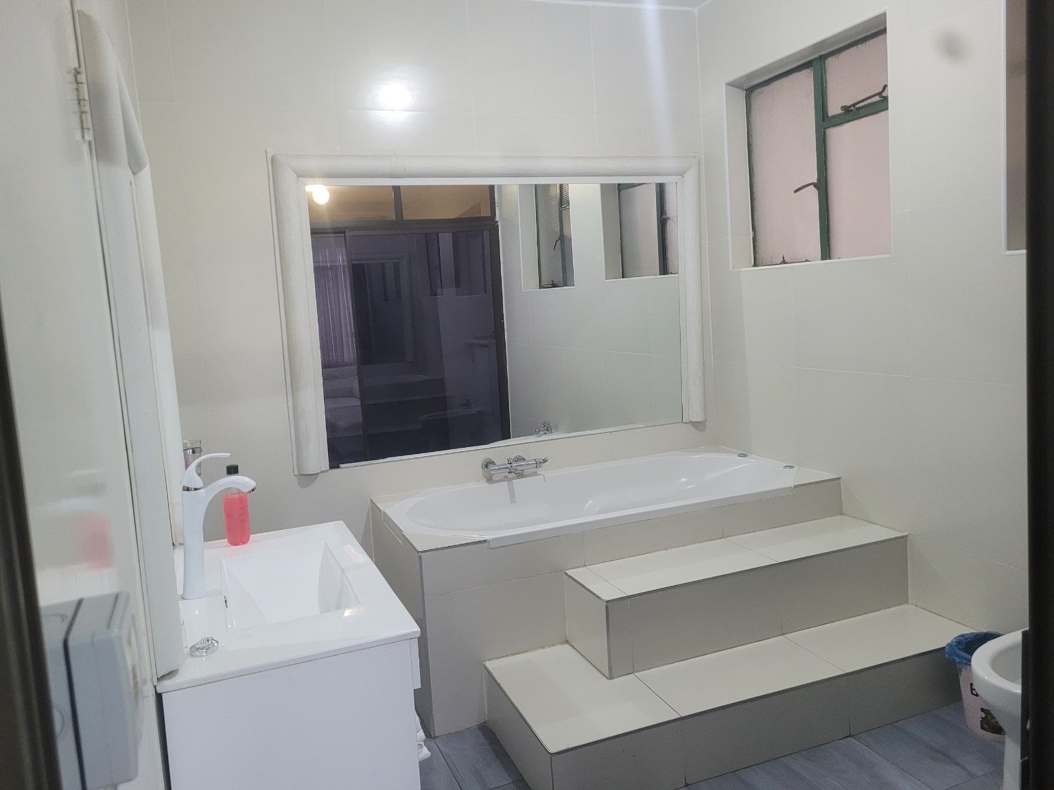 Penthouse Suite bathroom with bathtub at The Standard Hotel
